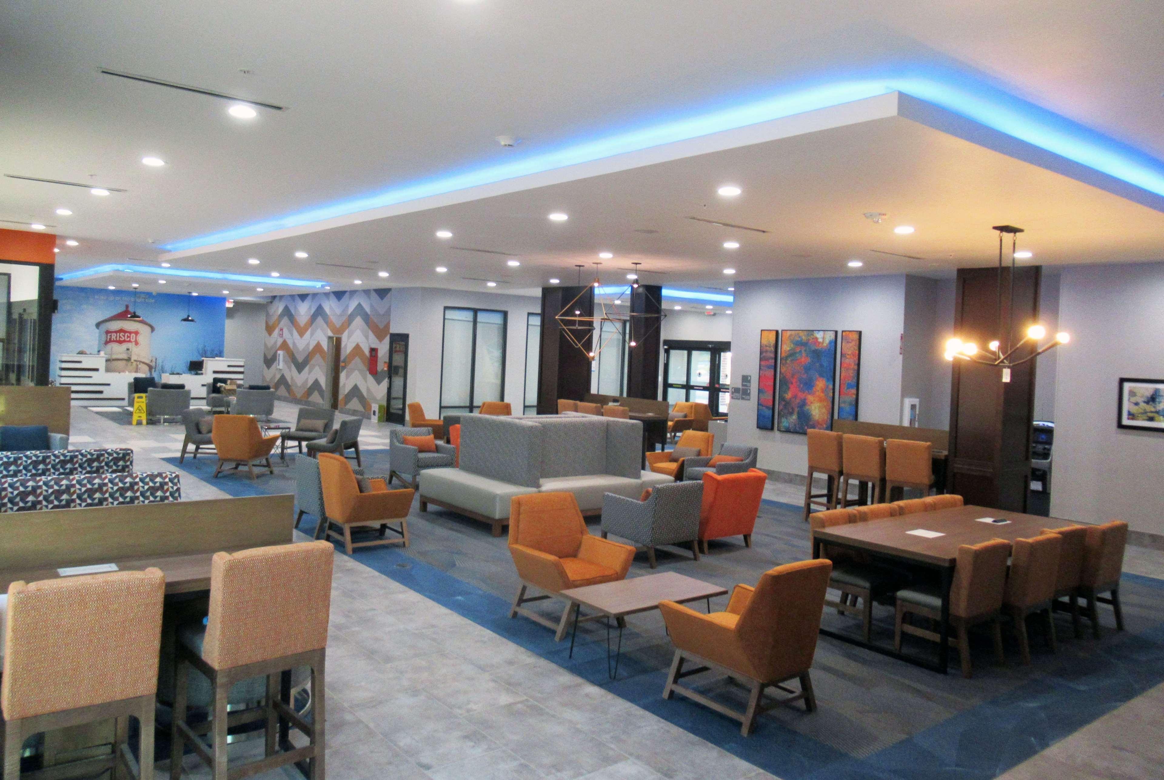 La Quinta Inn & Suites By Wyndham Dallas - Frisco Stadium المظهر الخارجي الصورة